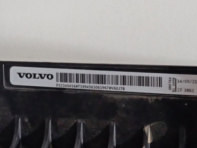 Радіатор основний Volvo 32249456 ціна, від 528.32 USD