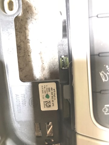 Купити 4M1820902 VAG 