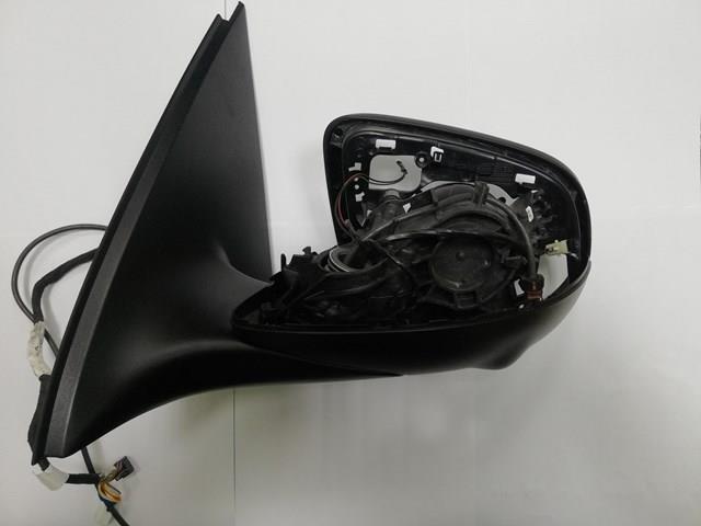 Корпус лівого дзеркала заднього виду Mercedes A1678109301