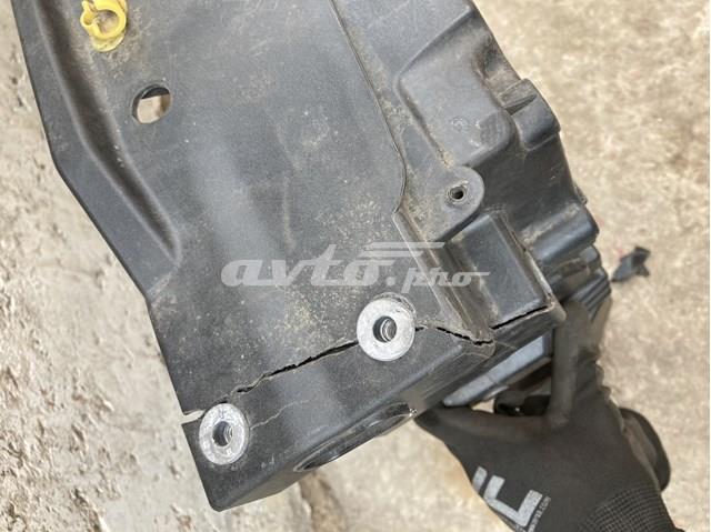 Панель передня VAG 5C6805588L ціна, від 28.05 USD