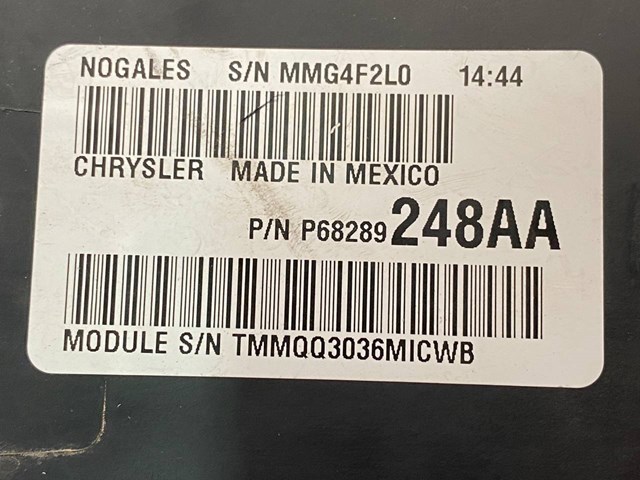 Коробка запобіжників Chrysler P68289248AA ціна, від 275.61 USD