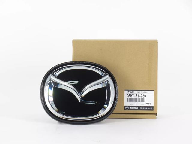 Емблема на решітку радіатора Mazda GSH751730 ціна, від 180.78 USD