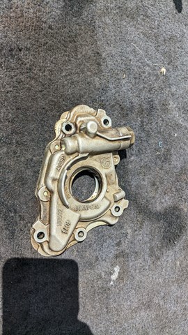 Помпа масляна Geely 1136000115 ціна, від 23.43 USD