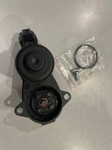 Електропривод ручного гальма 32338814 Renault (RVI)