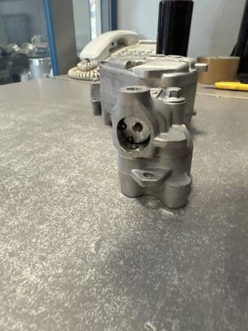 EBY421946A8005 Glossyautoparts Масляний насос двигуна