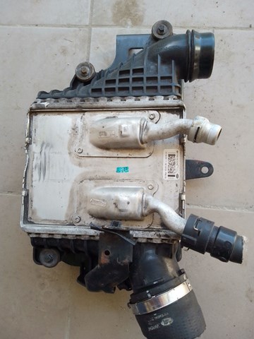 Інтеркулер GJ329L440AB Land Rover