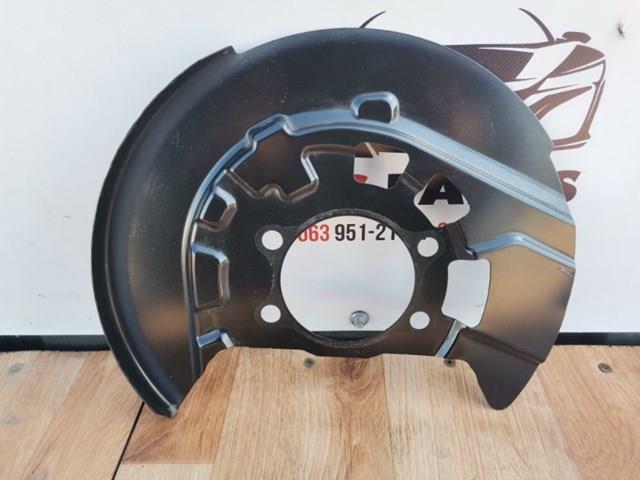 411616RA0A Nissan/Infiniti Кожух гальмівного диска