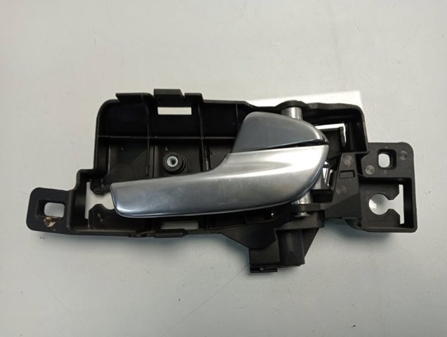 6M21U22600 Ford Ручка двері правою внутрішня перед/зад