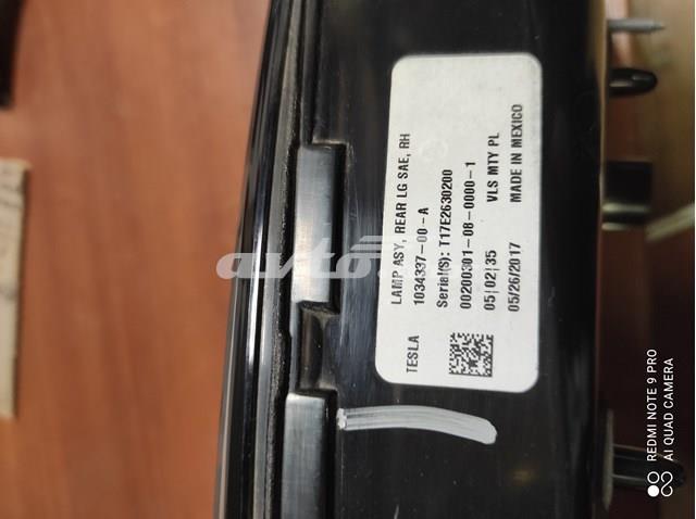 Фара задня права внутрішня Tesla Motors 103433700A