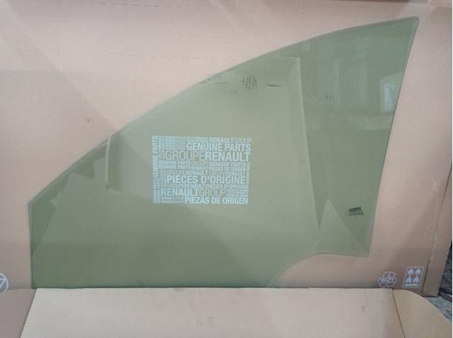803000496R Renault (RVI) Скло передніх дверей, правих