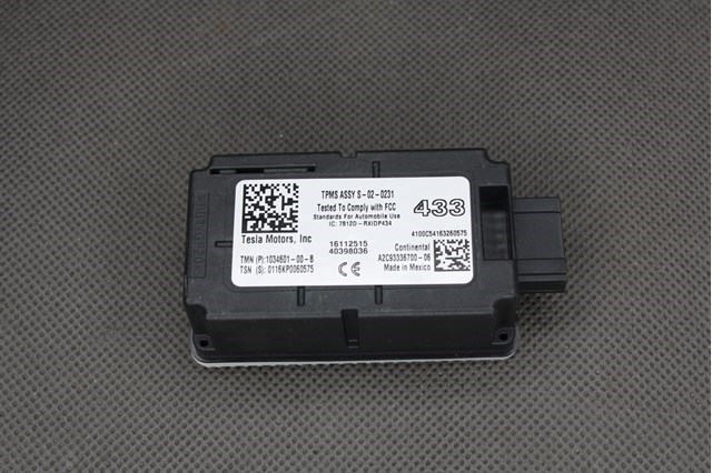 103460100B Tesla 