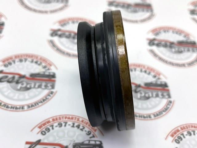 Купити LR101425 Land Rover 