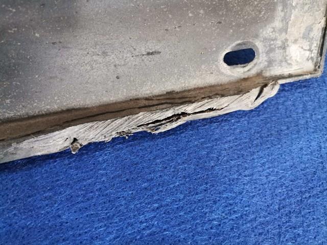  51777178122 BMW