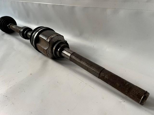 Піввісь передня, права Mitsubishi 3815A644 ціна, від 70.83 USD