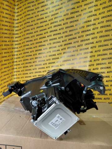 Фара передня права Mazda BGVN51030