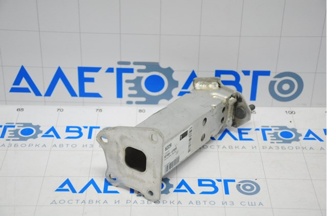 Кронштейн підсилювача переднього бампера FP7056947 FPS