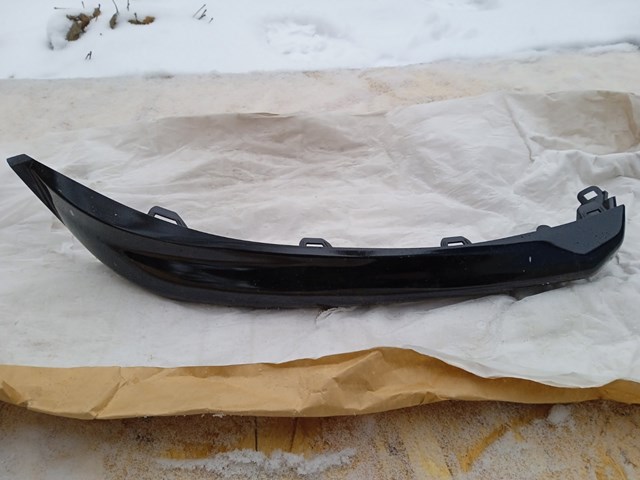 5312433050 Toyota Молдинг бампера переднього, лівий