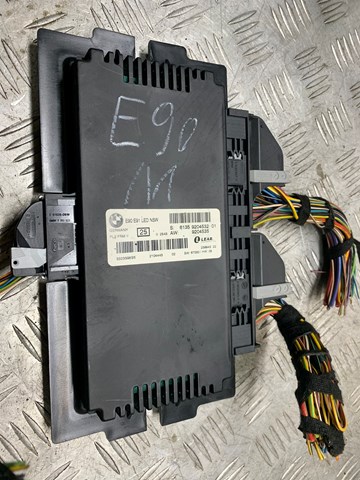 61359204532 BMW 