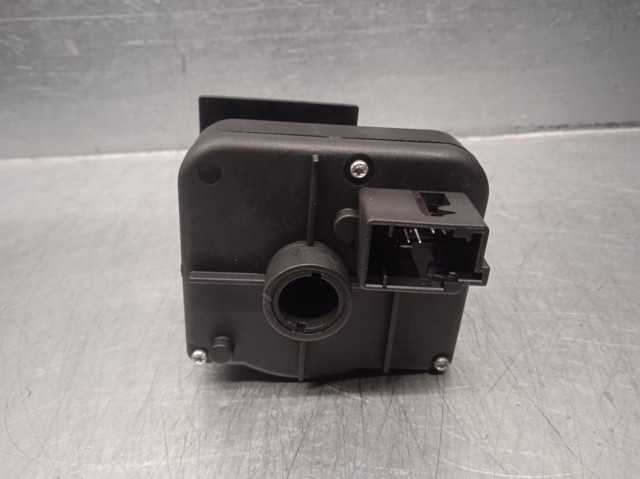 Купити A1695452204 Mercedes 