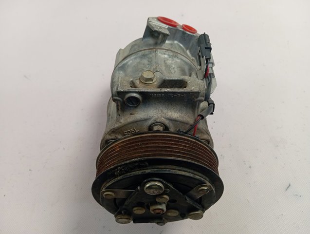 Компресор кондиціонера 926002410R Renault (RVI)