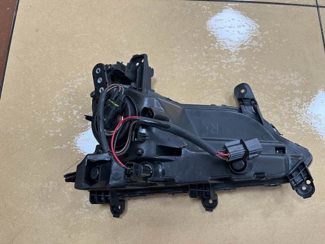 922022W520 Hyundai/Kia Фара протитуманна, права