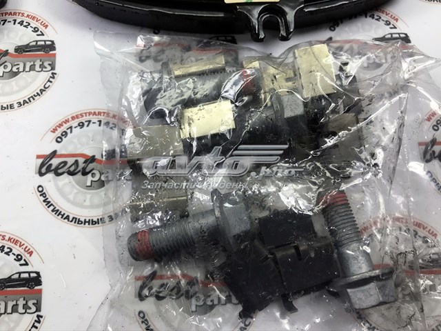 A0004207200 Mercedes Передні гальмівні колодки