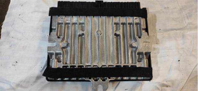  Ford DG9C18B008AG ціна, від 39.37 USD