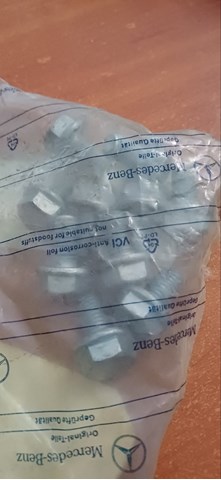 A0009906404 Mercedes 