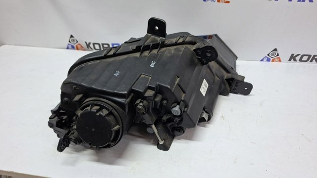 92102L1740 Hyundai/Kia Основна фара - вставка