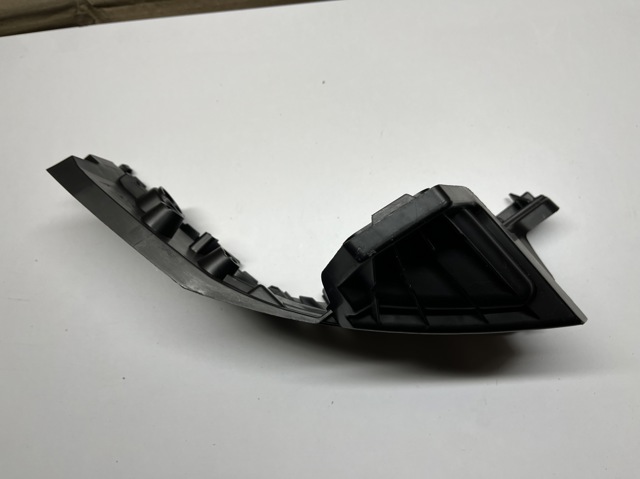 12G807394A VAG Кронштейн бампера заднього, правий