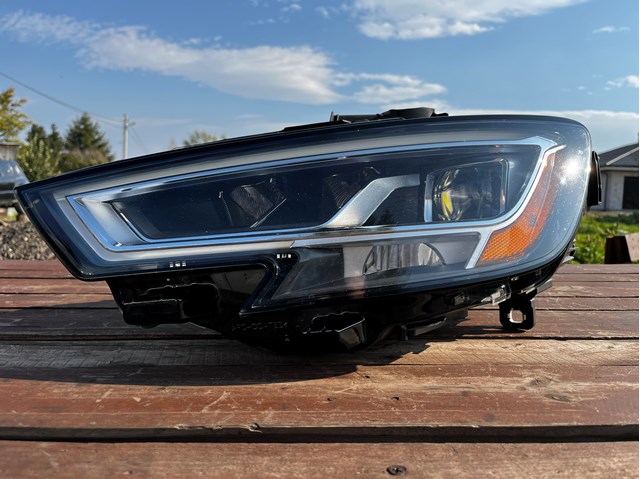 VAG 8V0941033E ціна, від 138.43 USD