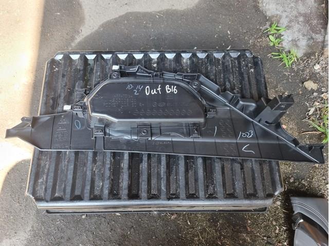 Декоративна накладка центральної консолі Subaru 92125AN00A ціна, від 10.13 USD
