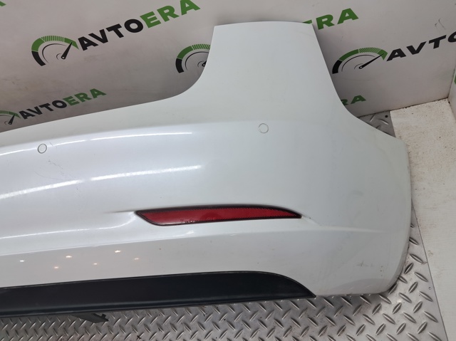 Кожух бампера заднього Tesla Motors 1916698S0A ціна, від 76.02 USD