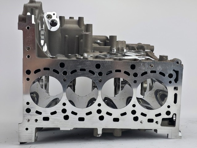 ДВЗ Mercedes OM654920 ціна, від 3306.34 USD