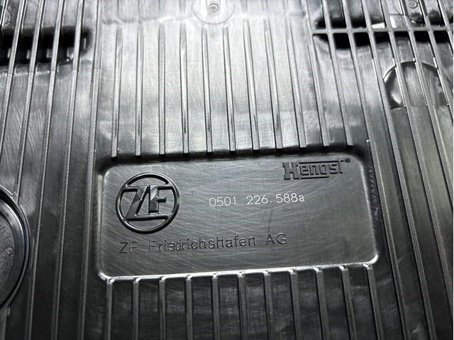 Купити 1109298016 ZF Parts 