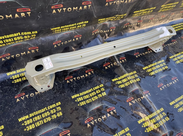 5202302270 Toyota Шина бампера заднього