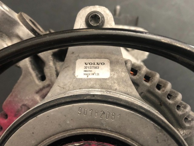 32137503 Volvo Натяжна планка поліклинового ременя