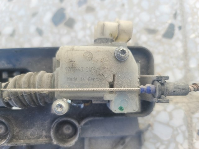 920343 Tesla 