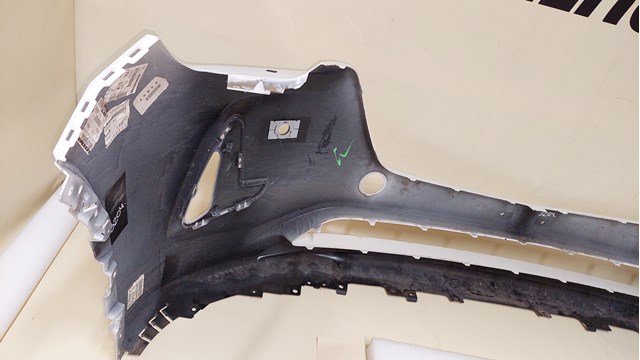 Купити KR9P50031 Mazda Буфер (бампер) передній
