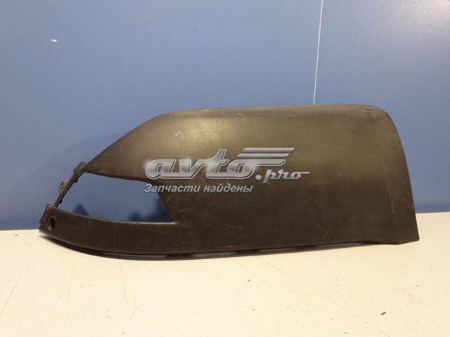 Накладка бампера заднього, ліва LR045185 Land Rover