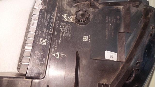 4J3941085 VAG 