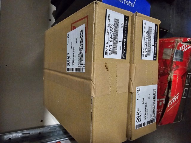 Купити KBY06915ZB Mazda 