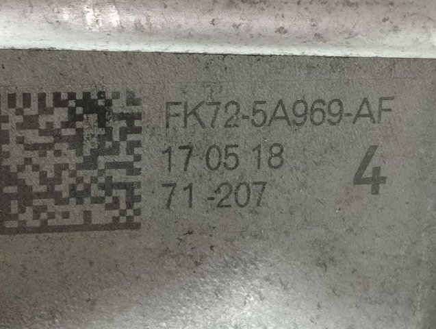 Кулак поворотний передній правий Land Rover LR077914 ціна, від 223.16 USD