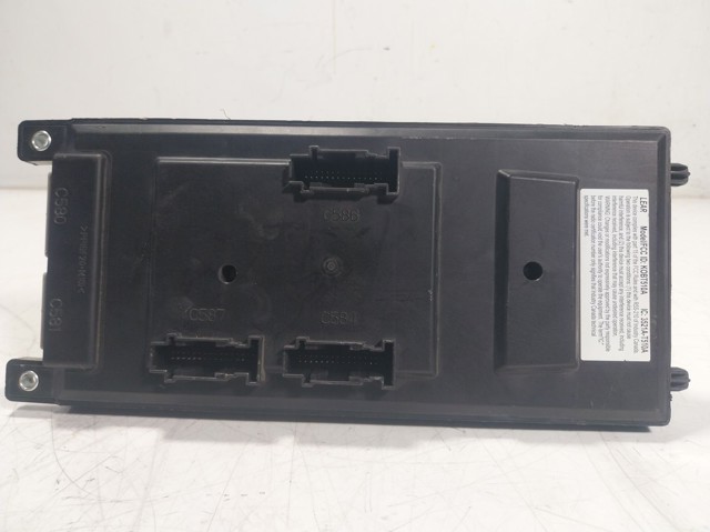 Купити LR045149 Land Rover Корпус запобіжників