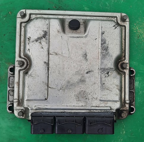 Електронний блок керування двигуном 0281010320 Bosch