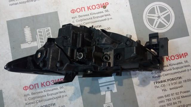 Фара правая Mazda KB8M51031D ціна, від 101.35 USD