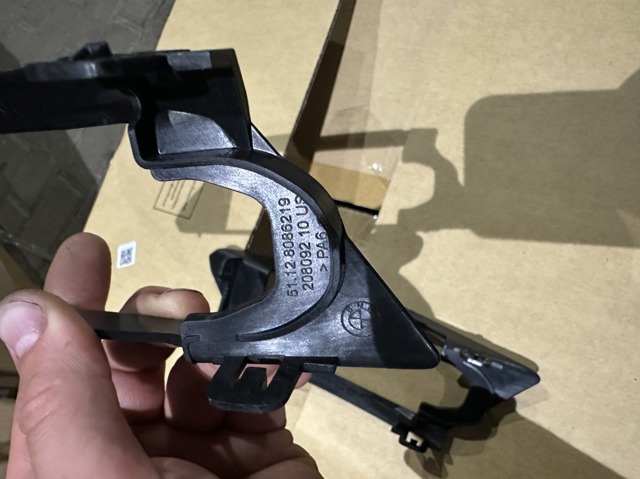 51128086220 BMW 