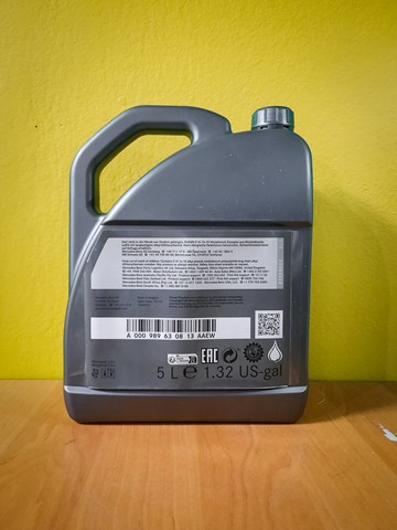 Купити A000989630813 Mercedes Масло