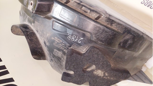 Подкрильнікі переднього крила, правий Volvo 32241407 ціна, від 86.37 USD