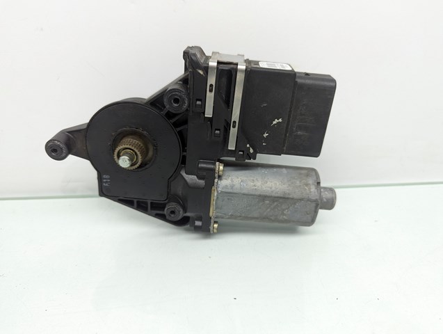  VAG 104420302 ціна, від 50.68 USD